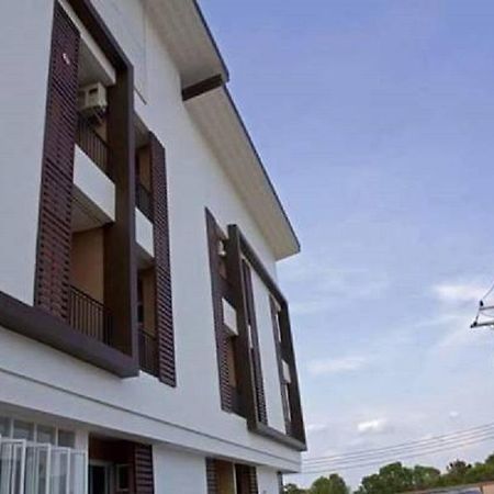 Field Town Apartment Nakhon Nayok Εξωτερικό φωτογραφία